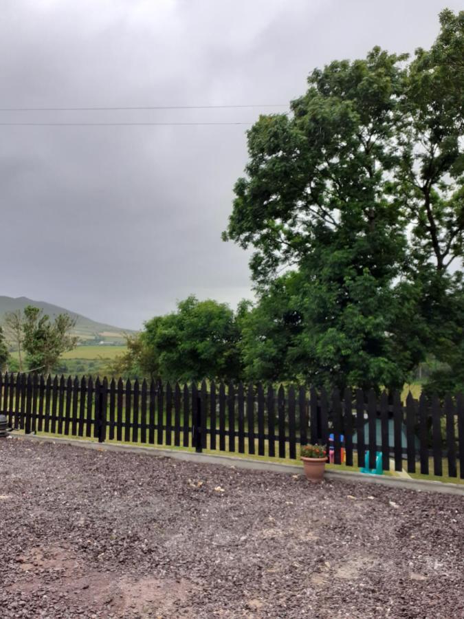 Shadow River Farm Annascaul ภายนอก รูปภาพ